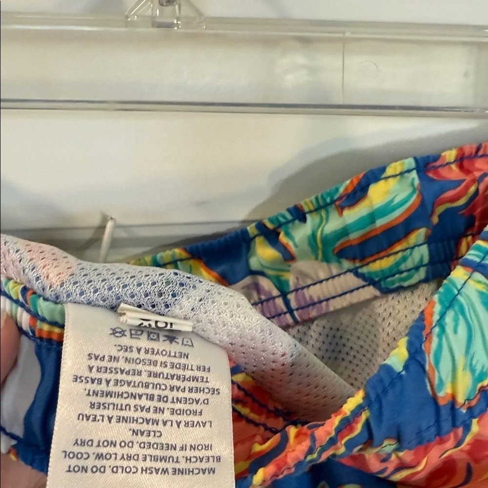 Vineyard Vines Colorful Floral Shorts XXL